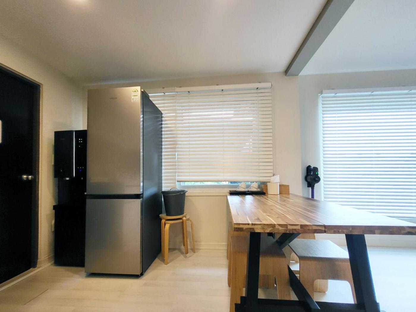 Penatess Pool Villa Chungju Luaran gambar