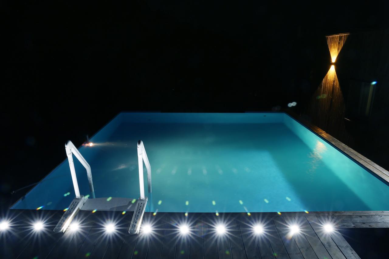 Penatess Pool Villa Chungju Luaran gambar